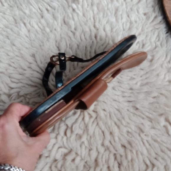 Michael Kors sandals - Picture 8 of 15